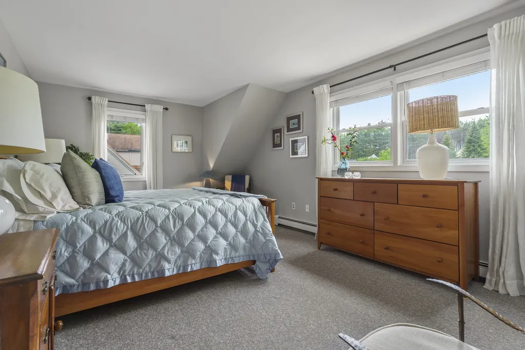 29 Plimoth Way Yarmouth ME 04096