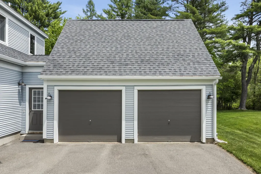 29 Plimoth Way Yarmouth ME 04096