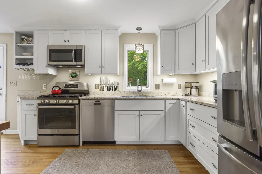 29 Plimoth Way Yarmouth ME 04096