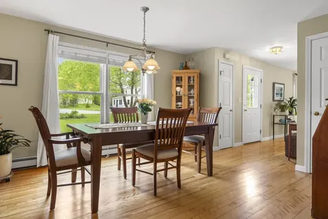 29 Plimoth Way Yarmouth ME 04096