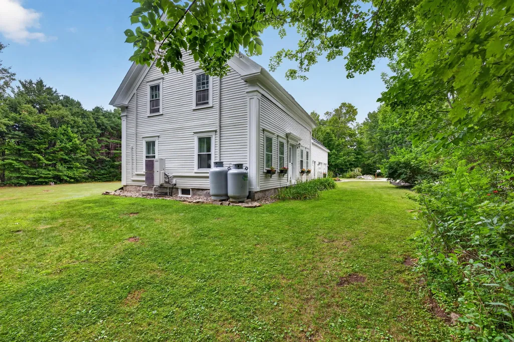 386 E Main Street Denmark ME 04022