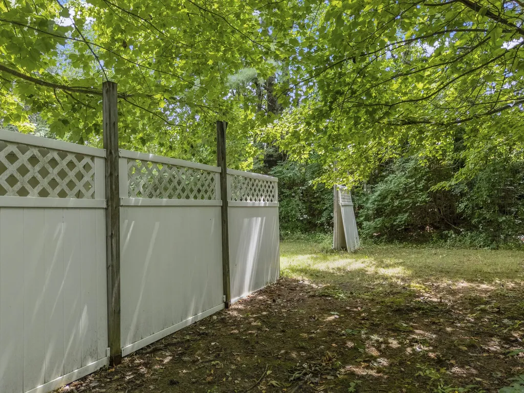 3 Leighton Road Augusta ME 04330