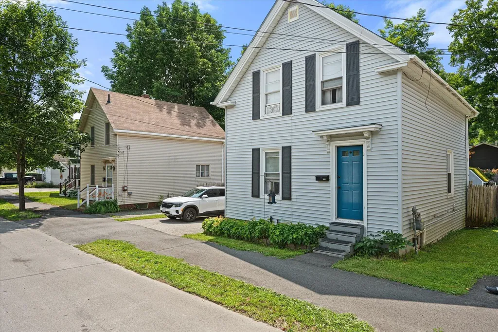340 Grove Street Bangor ME 04401