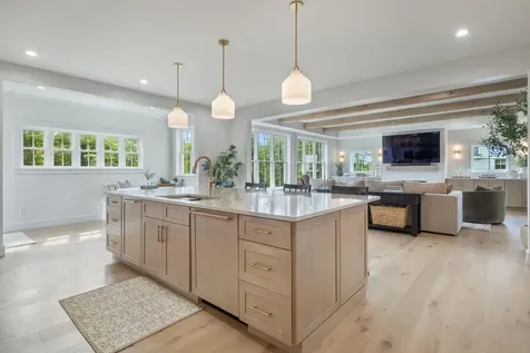 19 Paulsen Drive Scarborough ME 04074