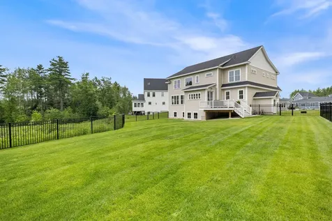 19 Paulsen Drive Scarborough ME 04074