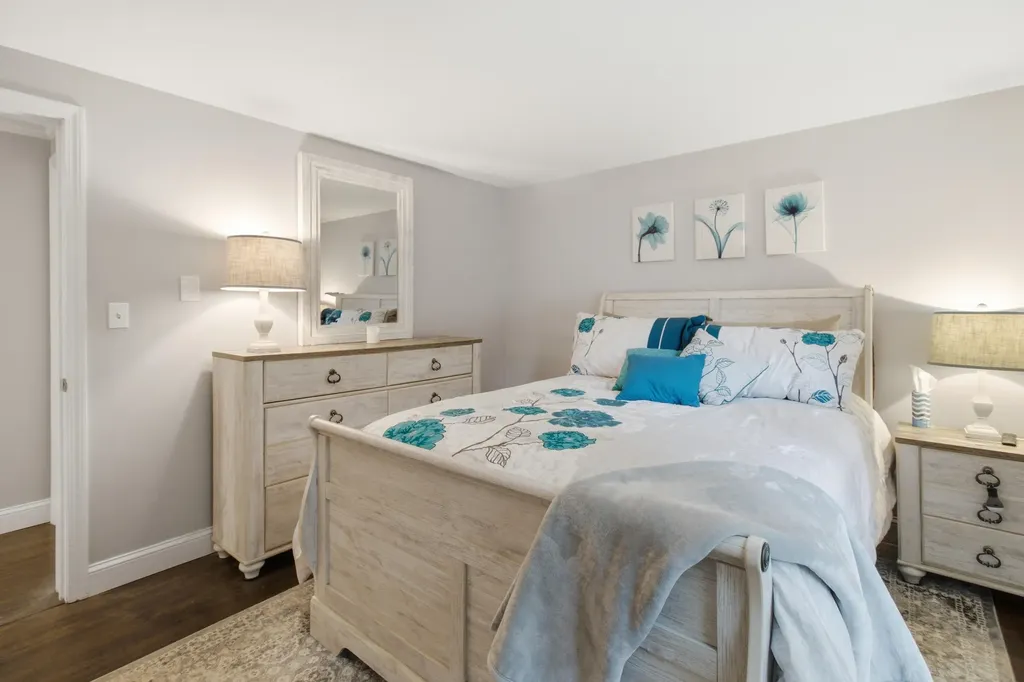 4 Lola Street Topsham ME 04086