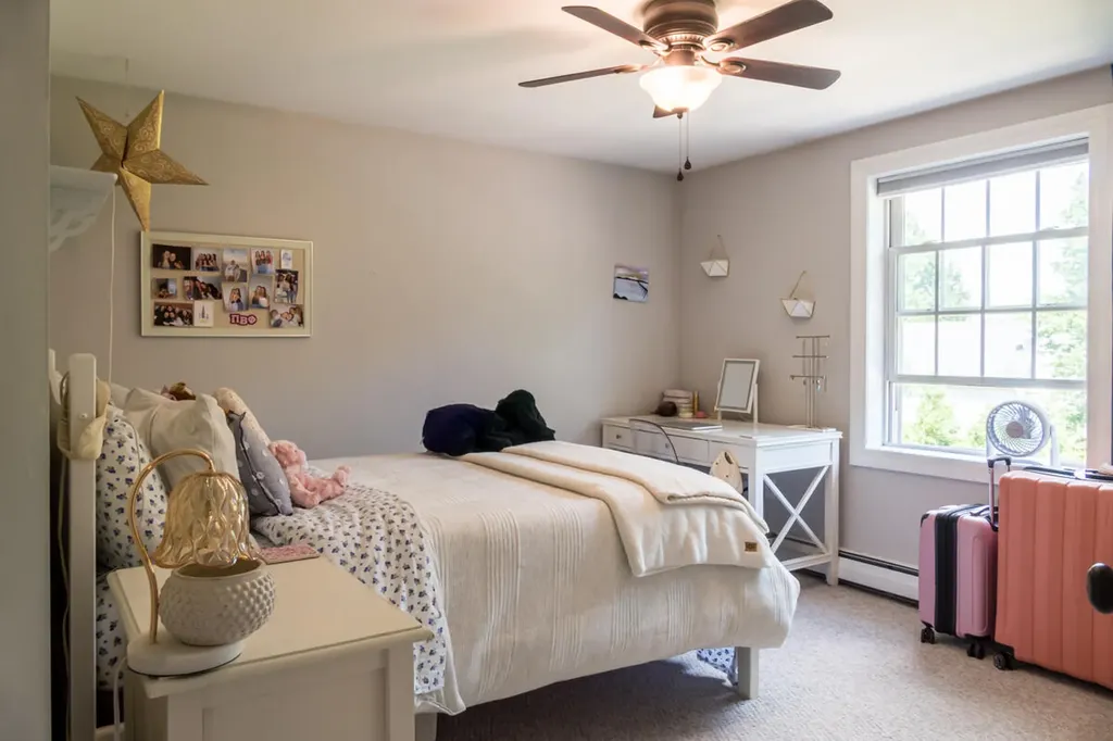 4 Oak Street Cumberland ME 04021