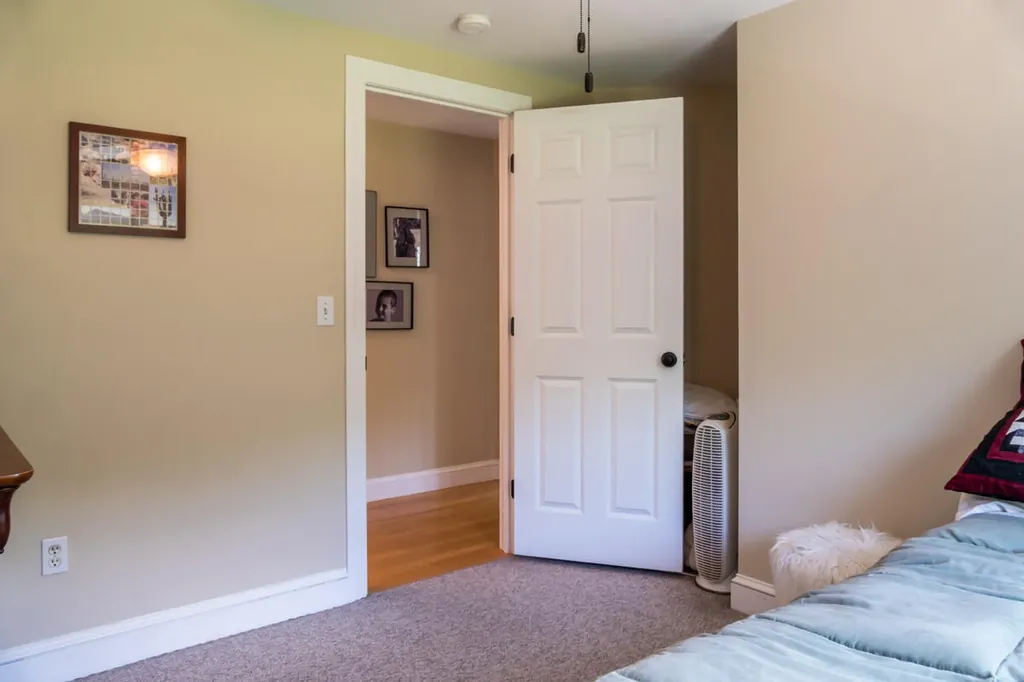 4 Oak Street Cumberland ME 04021