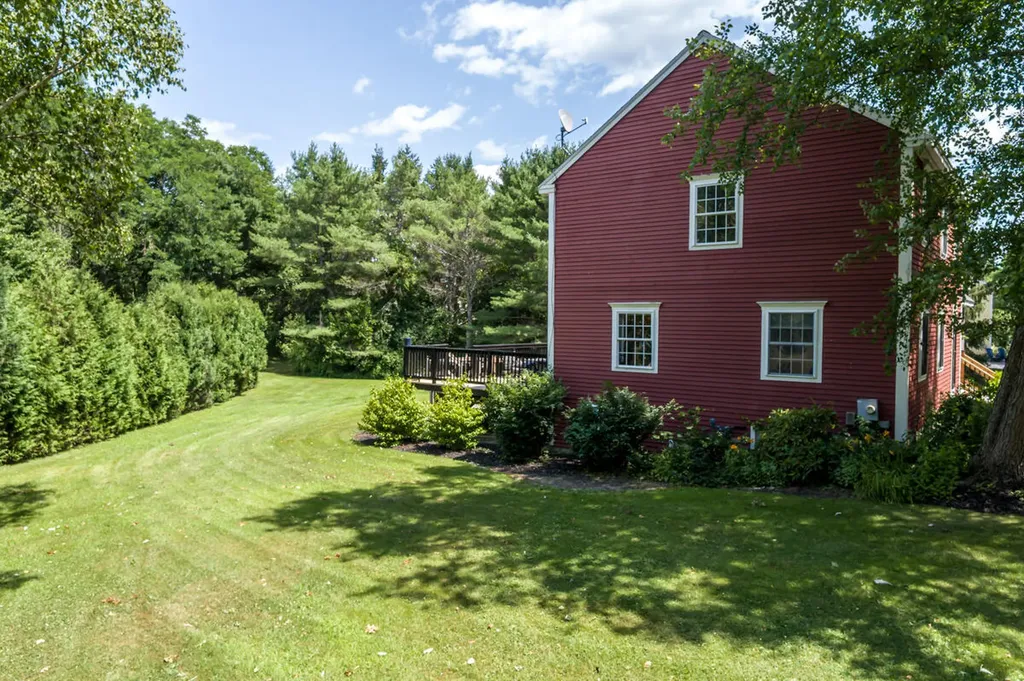 4 Oak Street Cumberland ME 04021