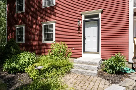 4 Oak Street Cumberland ME 04021