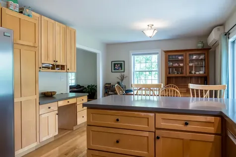 4 Oak Street Cumberland ME 04021