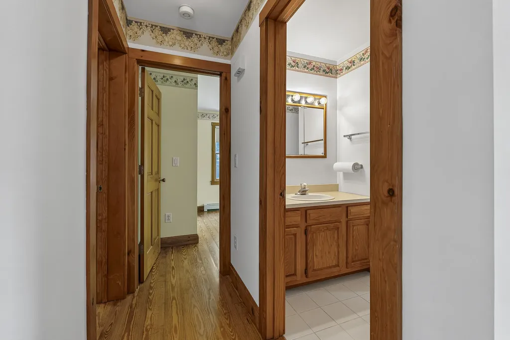 19 Moose Run Casco ME 04015