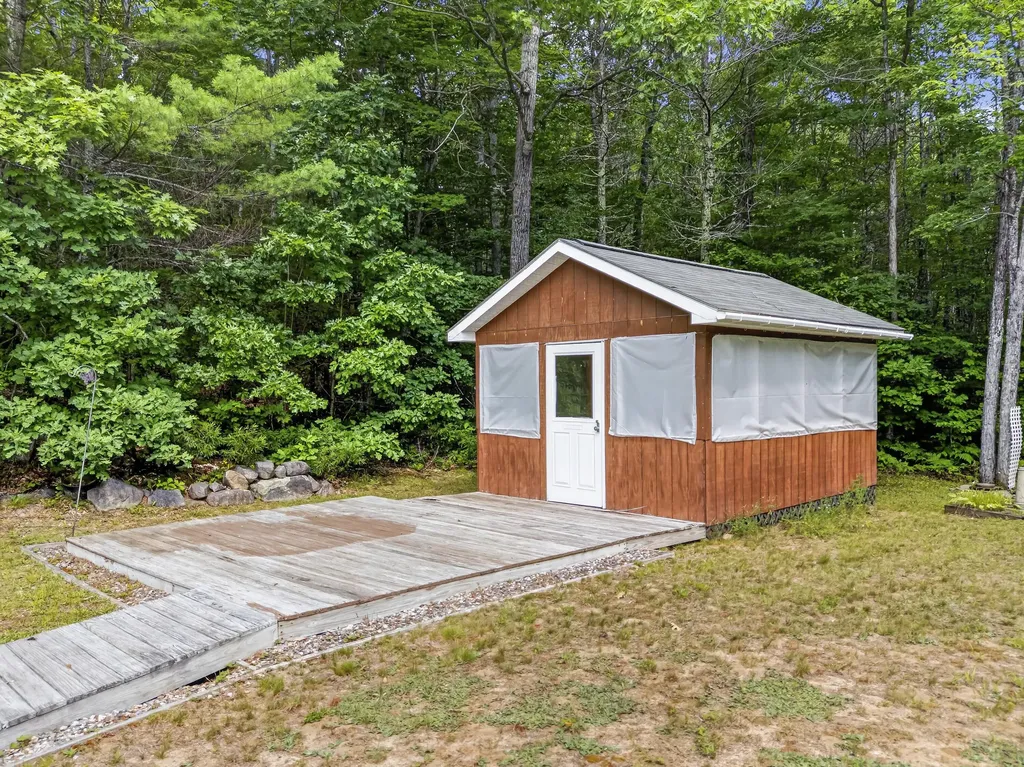 19 Moose Run Casco ME 04015