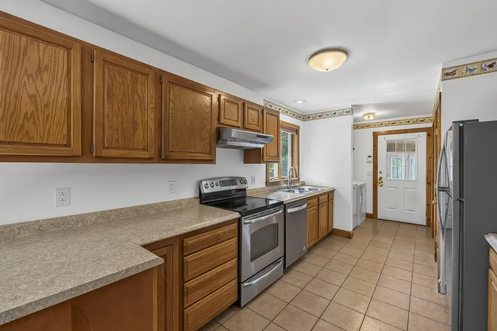 19 Moose Run Casco ME 04015