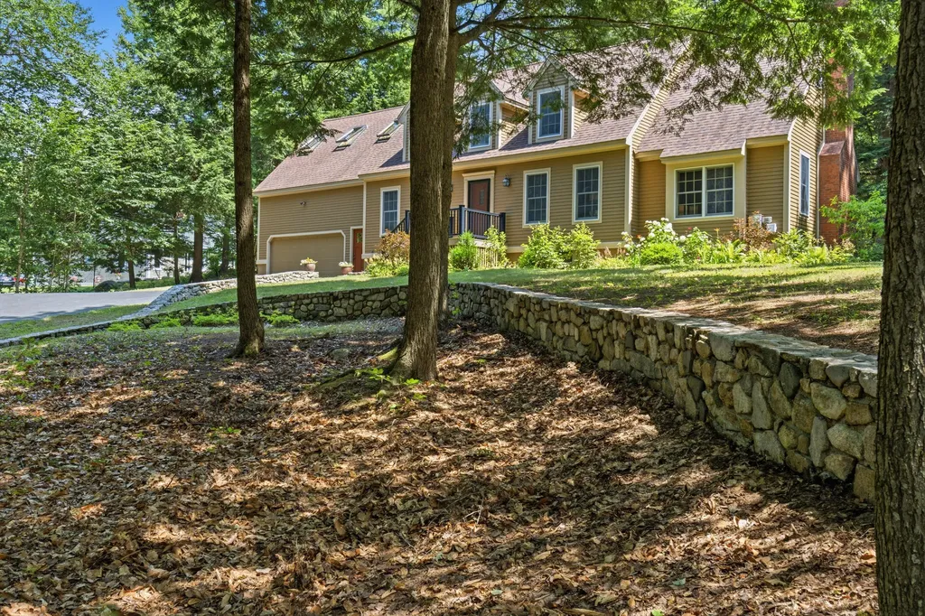 66 Rolling Hill Drive Naples ME 04055