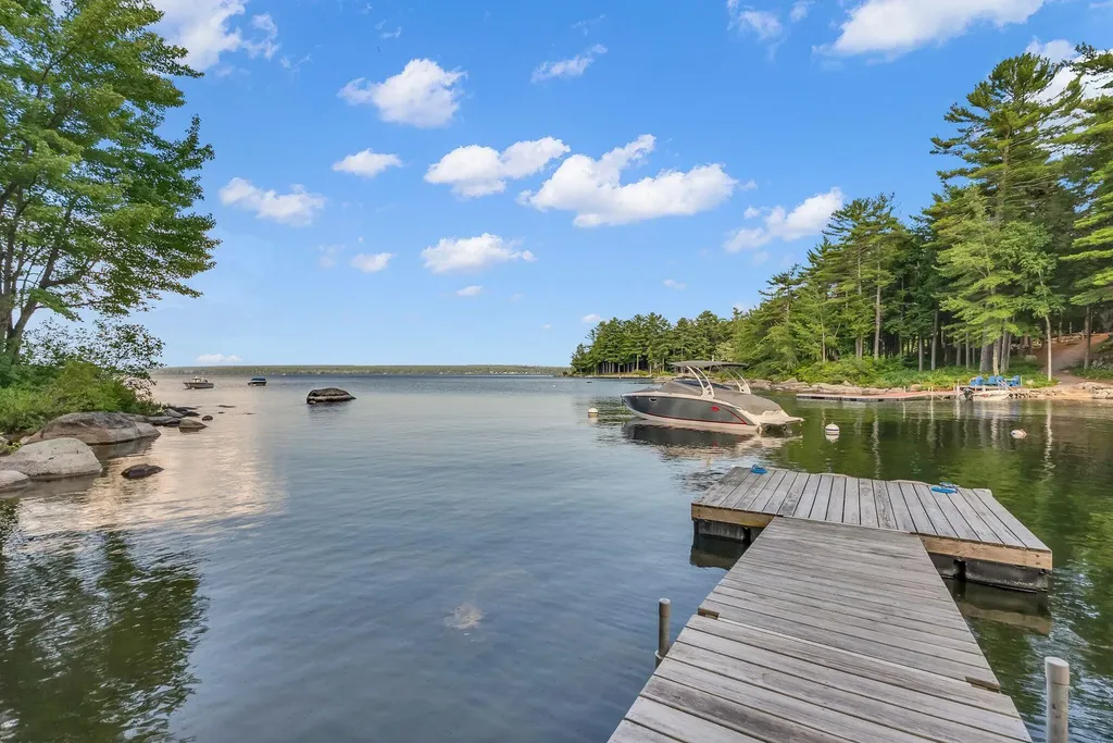 53 Stark Cove Road Raymond ME 04071