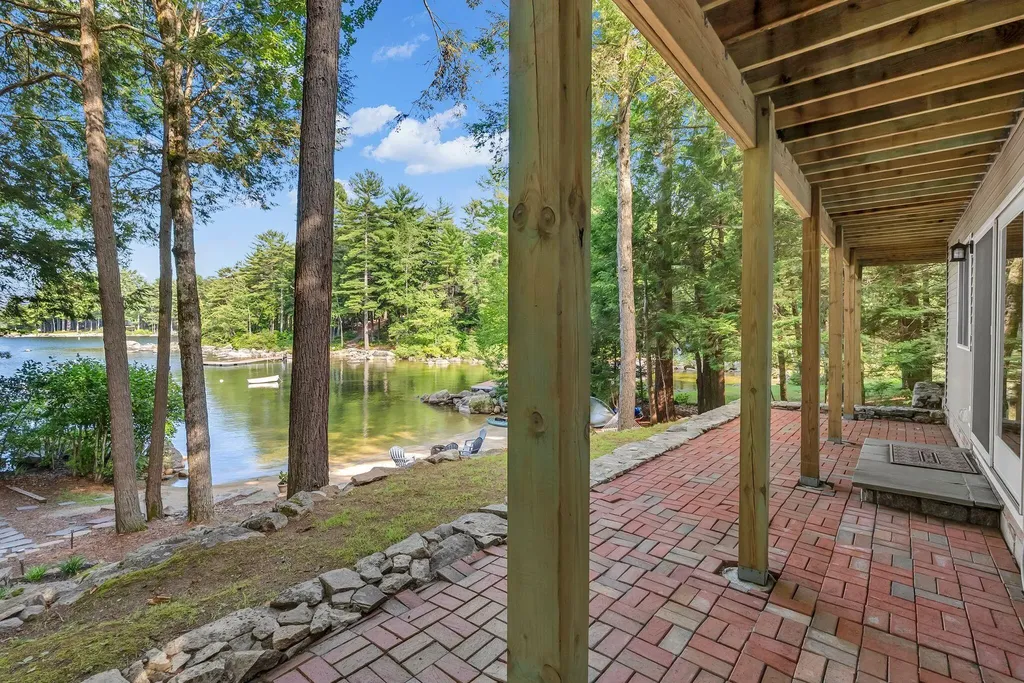 53 Stark Cove Road Raymond ME 04071