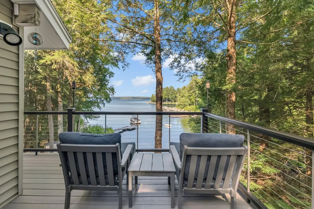 53 Stark Cove Road Raymond ME 04071