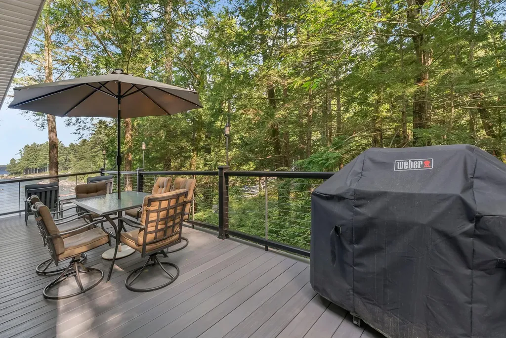 53 Stark Cove Road Raymond ME 04071
