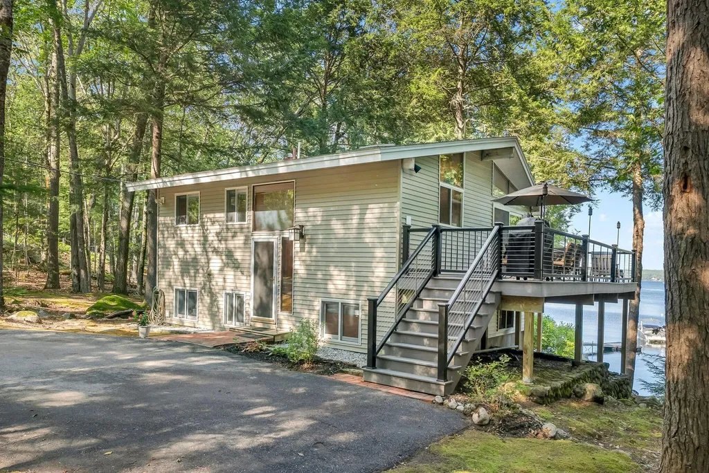 53 Stark Cove Road Raymond ME 04071