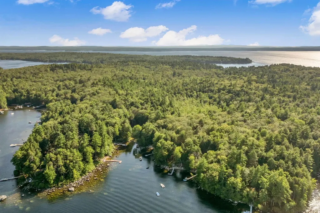 53 Stark Cove Road Raymond ME 04071