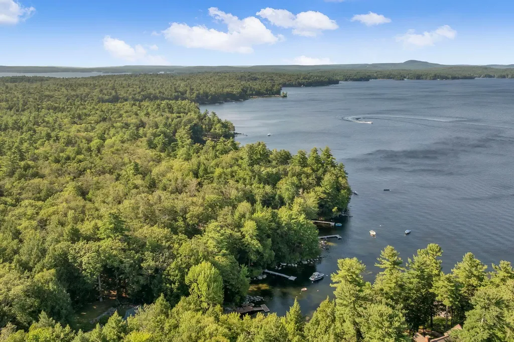 53 Stark Cove Road Raymond ME 04071