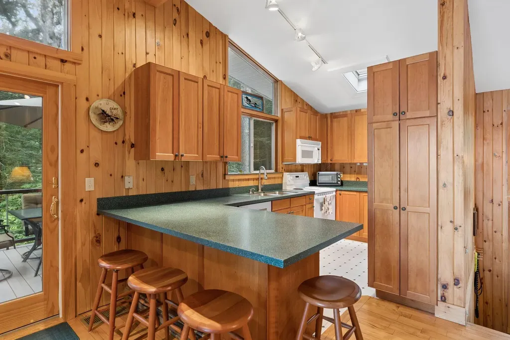 53 Stark Cove Road Raymond ME 04071