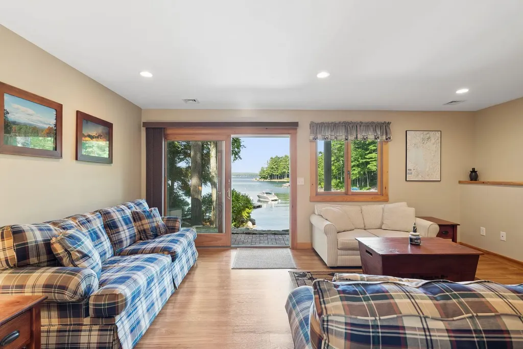 53 Stark Cove Road Raymond ME 04071
