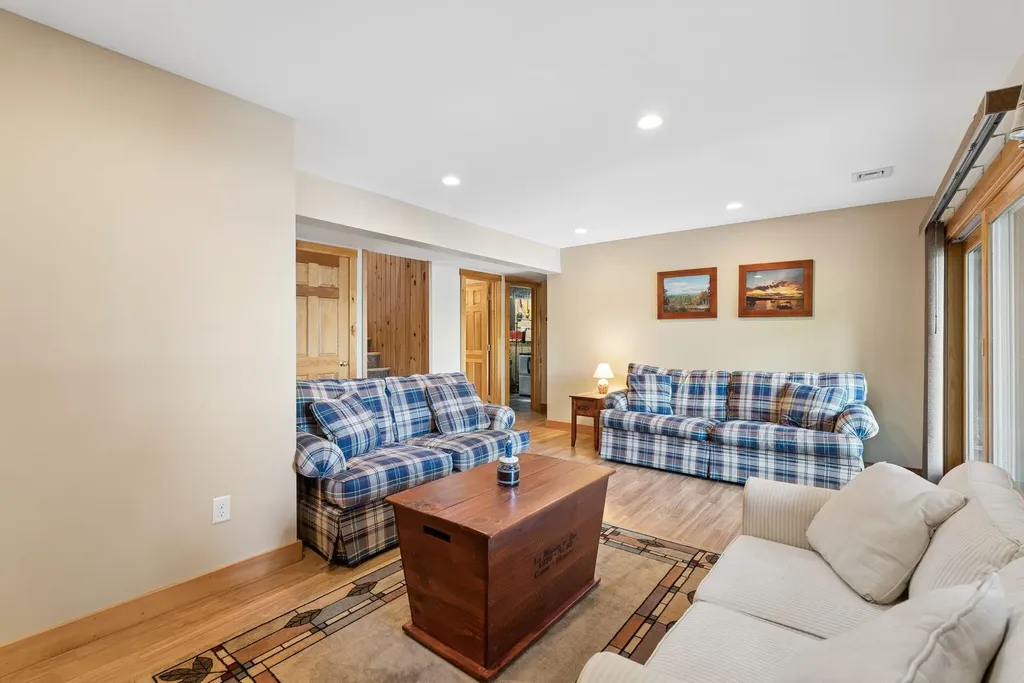 53 Stark Cove Road Raymond ME 04071