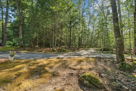 53 Stark Cove Road Raymond ME 04071