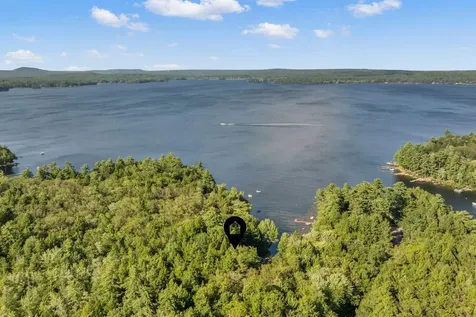 53 Stark Cove Road Raymond ME 04071