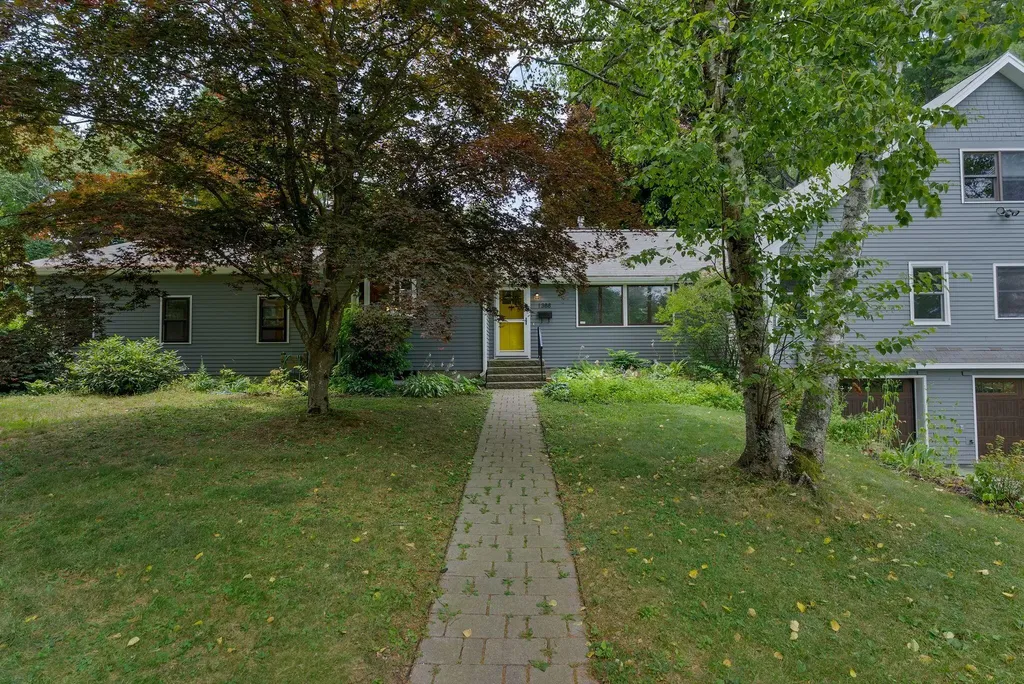 1388 Westbrook Street Portland ME 04102