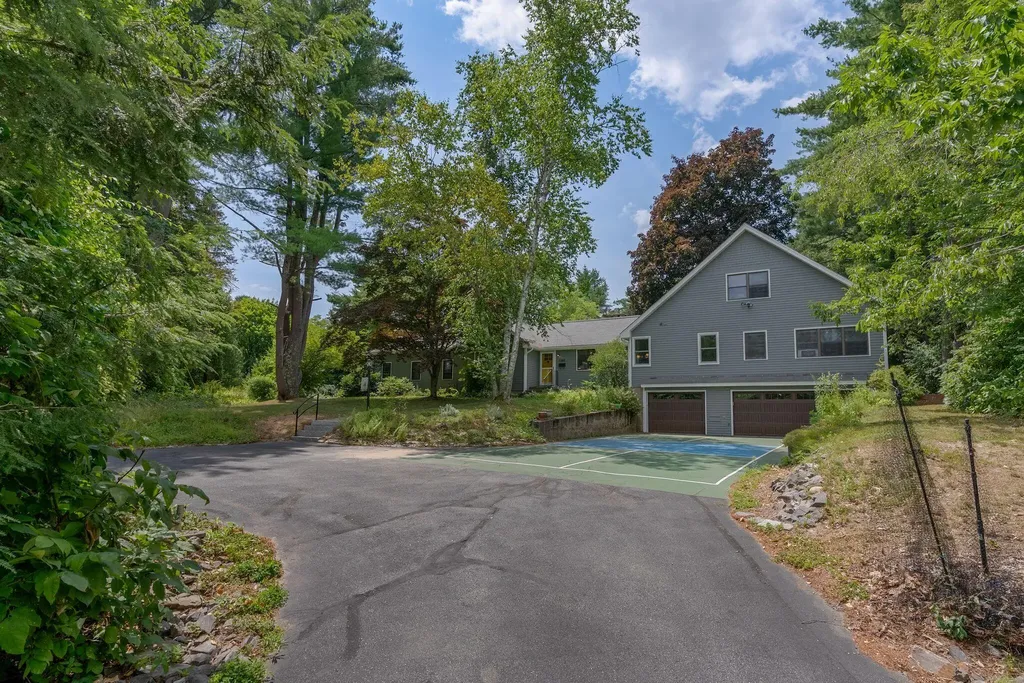 1388 Westbrook Street Portland ME 04102