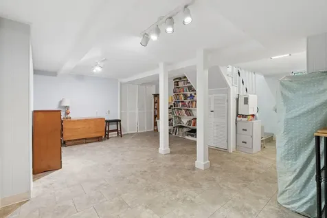 1388 Westbrook Street Portland ME 04102