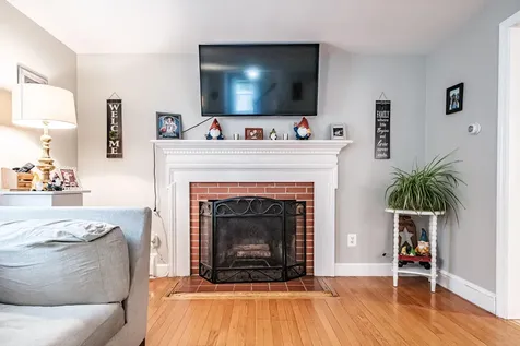 35 Belknap Street Portland ME 04103