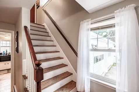 35 Belknap Street Portland ME 04103