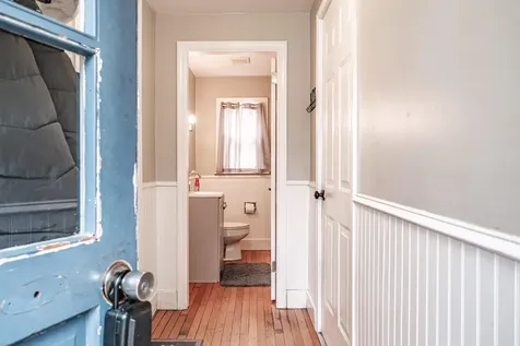 35 Belknap Street Portland ME 04103