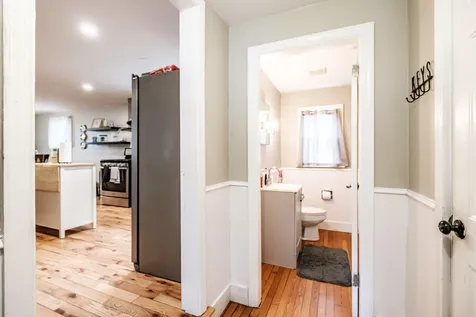 35 Belknap Street Portland ME 04103
