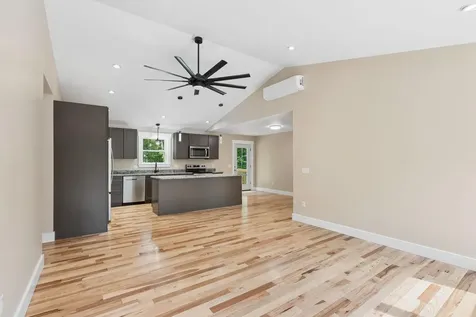 33 Mallard Drive Limerick ME 04048