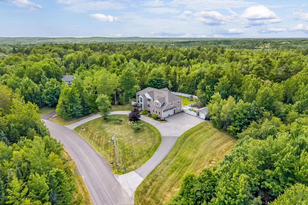 79 Skyline Road Bangor ME 04401