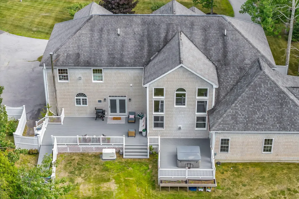 79 Skyline Road Bangor ME 04401