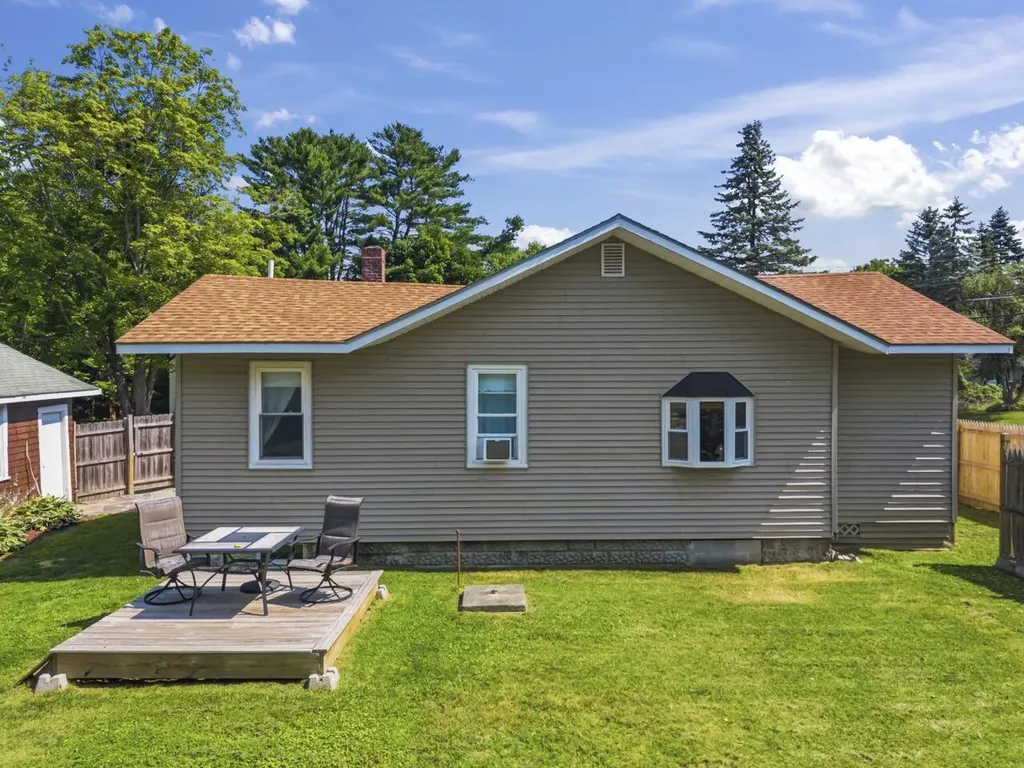 247 Manley Road Auburn ME 04210