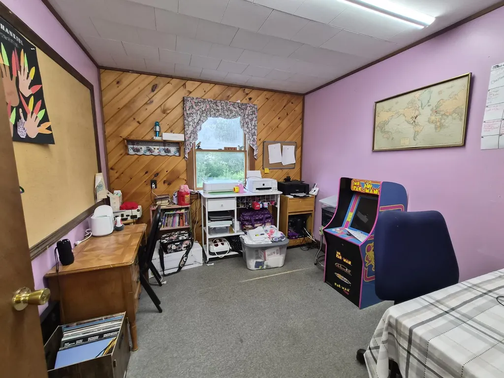 860 Us Route 2 E Wilton ME 04294