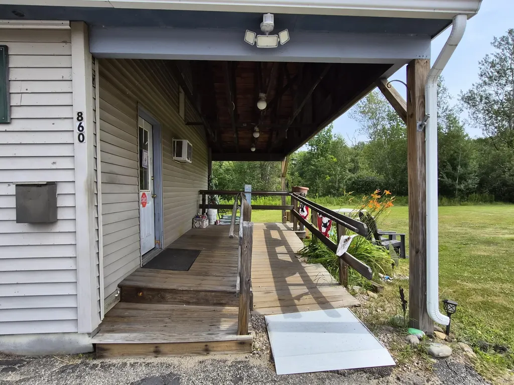 860 Us Route 2 E Wilton ME 04294