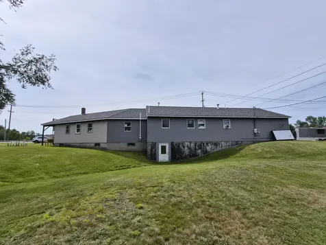 860 Us Route 2 E Wilton ME 04294