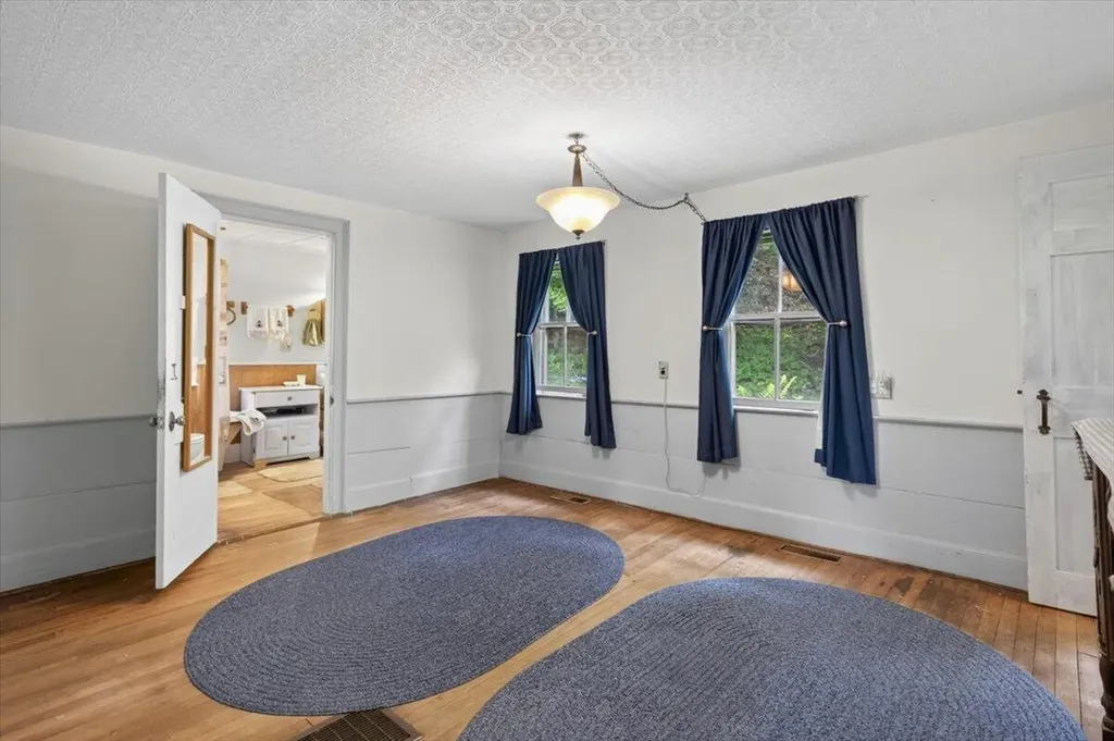 1752 Coastal Road Brooksville ME 04617