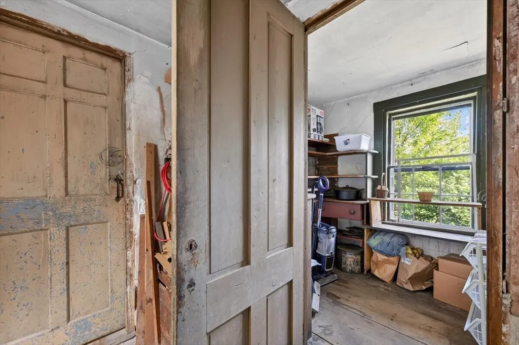1752 Coastal Road Brooksville ME 04617
