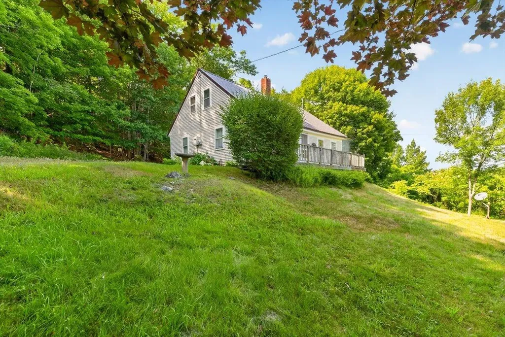 1752 Coastal Road Brooksville ME 04617