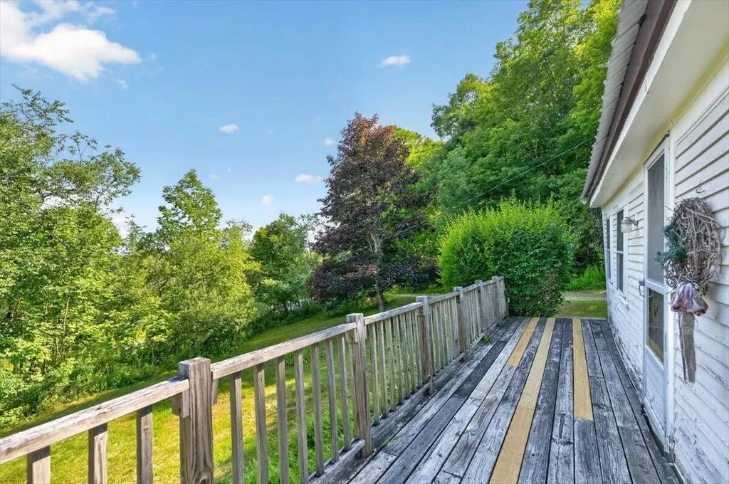 1752 Coastal Road Brooksville ME 04617