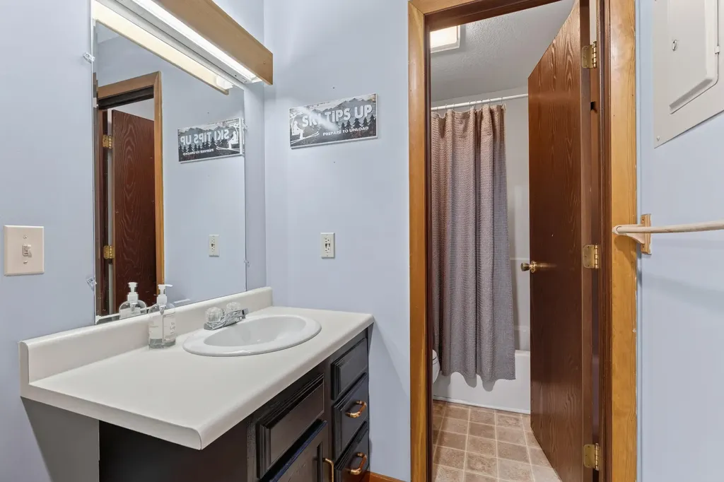 8 Cascades Drive Newry ME 04261